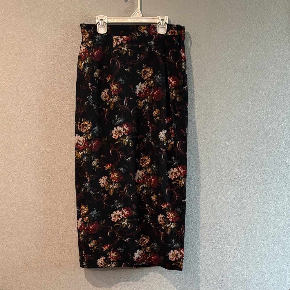 Classiques Entier Black Floral wrap wool Pencil Skirt